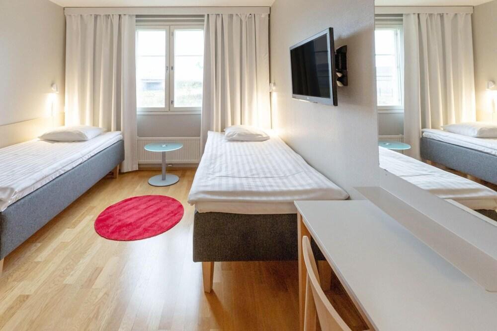 Jokipuisto Hotel